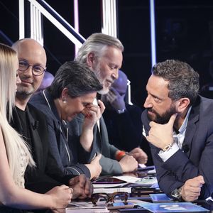 Cyril Hanouna, Polska, Thomas Guénolé, Danielle Moreau, Jean-Michel Maire, sur le plateau de l’émission « TPMP » (Touche pas à mon poste) présentée par C.Hanouna et diffusée en direct sur C8, Paris, France, le 13 février 2025. © Jack Tribeca / Bestimage