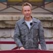 "Toutes nos pensées accompagnent sa famille" : Une personne de Fort Boyard n'est plus, Cyril Féraud et toute l'équipe ne l'ont pas oubliée pour la dernière émission