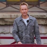 "Toutes nos pensées accompagnent sa famille" : Une personne de Fort Boyard n'est plus, Cyril Féraud et toute l'équipe ne l'ont pas oubliée pour la dernière émission