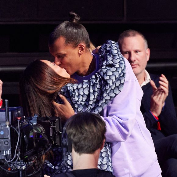 Exclusif - Stromae avec sa femme Coralie Barbier en backstage de la 38ème cérémonie des Victoires de la musique à la Seine musicale de Boulogne-Billancourt, France, le 10 février 2023. © Moreau-Veren/Bestimage