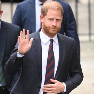 Le prince Harry, duc de Sussex, est de retour à Londres pour faire appel d'une décision de la Haute Cour sur la question de savoir s'il a droit à des gardes du corps armés payés par le contribuable, à Londres, Royaume Uni. 5 avril 2025 © Backgrid UK/ Bestimage