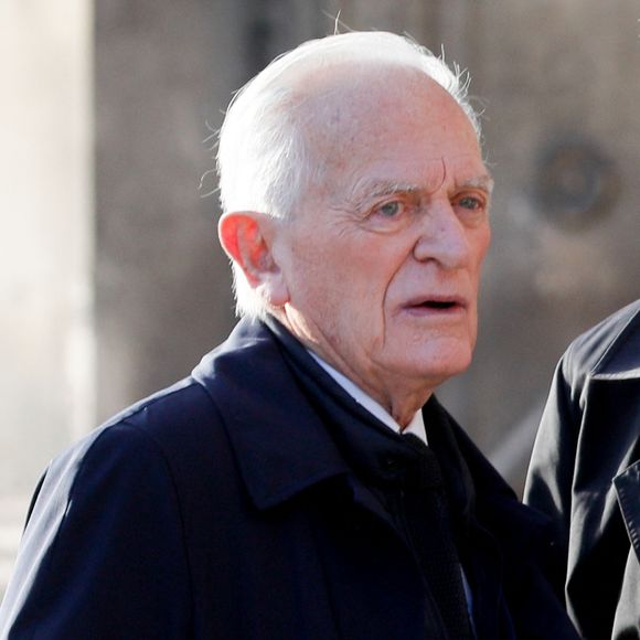 Philippe Labro - Arrivées aux obsèques de Etienne Mougeotte en l'église Saint-François-Xavier à Paris. Le 13 octobre 2021
© Jacovides-Clovis / Bestimage