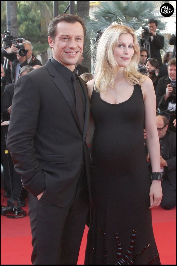 Déjà père de deux enfants nés de son union avec Laetitia Casta, le comédien s'épanouit en famille.

Laetitia Casta et son ex mari Stefano Accorsi, 62 ème Festival de Cannes.

 © Bestimage