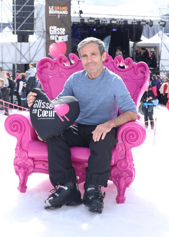 Exclusif -  David Pujadas lors de la 16 éme édition de 'Glisse en coeur' au Grand Bornand le 22 Mars 2025. © Denis Guignebourg/BestImage