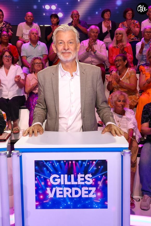 Gilles Verdez lors de l'enregistrement de l’émission "On Connait La Chanson Céline Dion", présentée par L.Boccolini et diffusée le 1er septembre sur W9, à Paris, France, le 2 juillet 2026. © Jack Tribeca/Bestimage