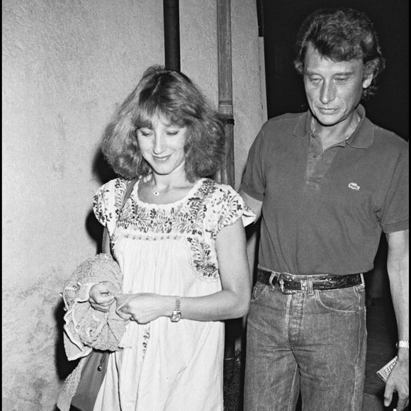 Archives : Nathalie Baye et Johnny Hallyday à Cannes en 1983
DANIEL ANGELI / BESTIMAGE