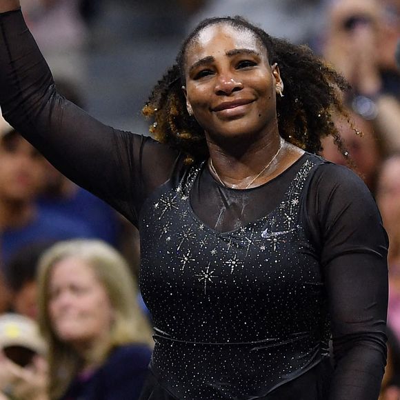 Serena Williams sort de sa retraite sportive à l'âge de 44 ans pour disputer le tournoi du Queen's la semaine prochaine.  

Serena Williams fait ses adieux au tennis après son élimination au troisième tour par A.Tomljanovic (7-5, 6-7 (4/7), 6-1)à l'US Open sur le court Arthur-Ashe à New York City, New York, Etats-Unis. © Antoine Couvercelle/Panoramic/Bestimage