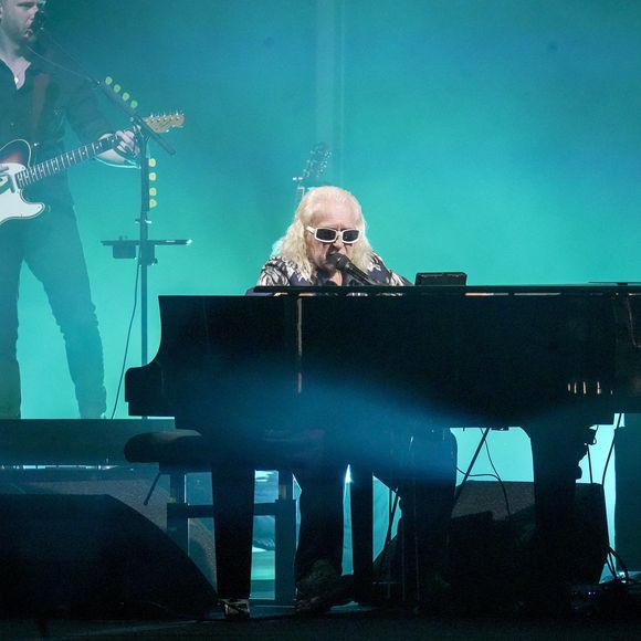 Il s'apprête à sortir son album éponyme en février prochain et reviendra sur scène pour présenter ce projet à son public. 

Michel Polnareff en concert lors du festival du Printemps de Pérouge au Château de Saint-Exupéry à Saint-Maurice de Rémens. Le 28 juin 2023
© Sandrine Thesillat / Panoramic / Bestimage