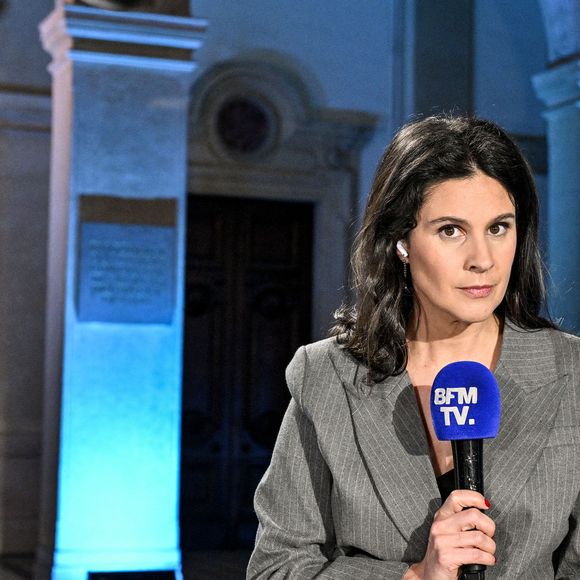 Apolline de Malherbe participe à un débat télévisé consacré aux prochaines élections municipales sur BFMTV, au Palais de la Bourse à Lyon, en France, le 24 février 2026. Photo de Julien Reynaud/APS-Medias/ABACAPRESS.COM