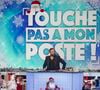 Un chroniqueur phare de l'émission a en tout cas déjà trouvé le moyen de rebondir. 

Exclusif - Cyril Hanouna sur le plateau de l'émission "Touche pas à mon poste" (TPMP) diffusée en direct sur C8 le 19 décembre 2024 

© Jack Tribeca / Bestimage