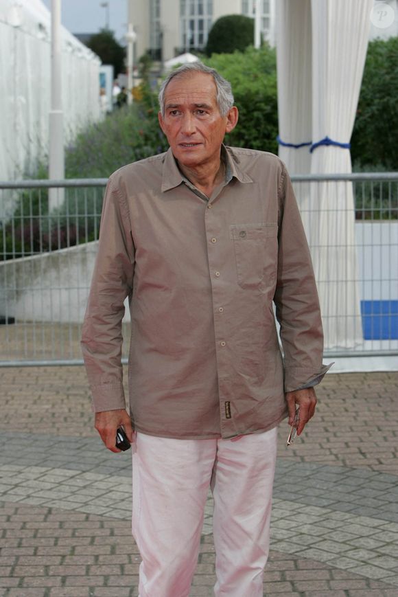 Le président du jury Alain Corneau arrive au CID pour le 31ème Festival du Film Américain de Deauville en France, septembre 2005. Photo par Miguel Duvivier/LFI/ABACAPRESS.COM