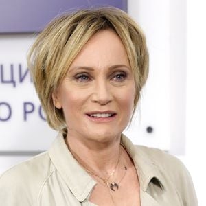 Avant que celle-ci ne se transforme en une véritable amitié 

La chanteuse française Patricia Kaas lors d'une conférence de presse sur la sortie de son nouvel album à Moscou, Russie, le 8 novembre 2017.