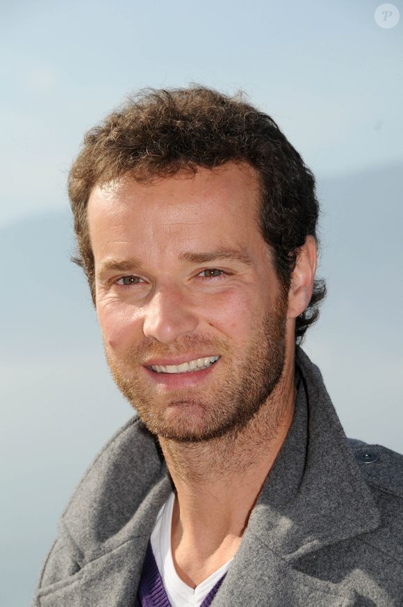 Guillaume Cramoisan est l’heureux père de deux garçons nés en 2004 et 2008. Tous deux sont porteurs du syndrome Gilles de La Tourette.

Guillaume Cramoisan au 'Festival Des Scenaristes En Serie' à Aix-Les-Bains, France, le 19 octobre 2008. Photo Helder Januario/ABACAPRESS.COM