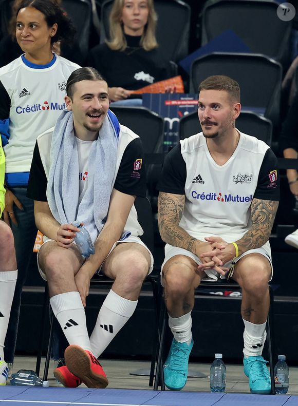 Pierre Garnier, Matt Pokora (M. Pokora) au Match de futsal lors de la nouvelle édition du Foot-Concert organisé par le Réseau A.Ma.N.D./Huntington Avenir à la LDLC Arena à Lyon le 11 Novembre 2024. © Dominique Jacovides/Bestimage