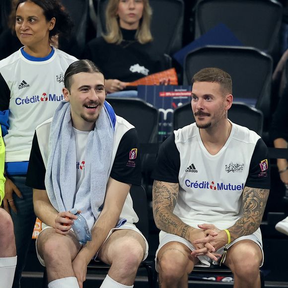 Pierre Garnier, Matt Pokora (M. Pokora) au Match de futsal lors de la nouvelle édition du Foot-Concert organisé par le Réseau A.Ma.N.D./Huntington Avenir à la LDLC Arena à Lyon le 11 Novembre 2024. © Dominique Jacovides/Bestimage