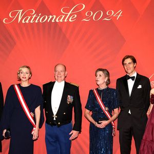 Après des semaines d'inquiétude, souffler est enfin permis 
Tatiana Santo Domingo, Andrea Casiraghi, la princesse Charlene, le prince Albert II de Monaco, la princesse Caroline de Hanovre, Ben-Sylvester Strautmann, la princesse Alexandra de Hanovre, Beatrice Borromeo durant la traditionnelle soirée de la Fête Nationale Monégasque au Grimaldi Forum à Monaco, le 19 novembre 2024. La Famille Princière et leurs convives ont assisté à un opéra en 4 actes "La Bohême". © JC VINAJ / Pool Monaco / Bestimage