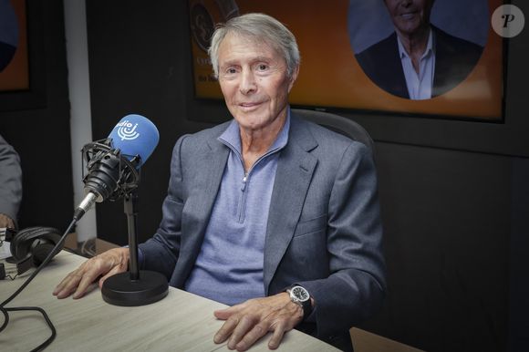 Mais il a été écarté du film par Francis Veber
Exclusif - Francis Veber est l'invité de C.S Cohen sur Radio J à Paris le 6 octobre 2022

© Jack Tribeca / Bestimage