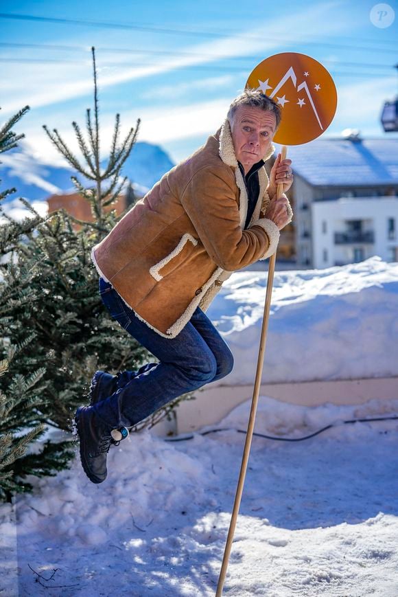 Franck Dubosc au photocall du film "Un Ours dans le Jura" lors de la 28ème édition du Festival international du film de comédie de l'Alpe d'Huez, le 16 janvier 2025.
