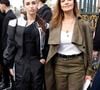 Shana évoque une relation fusionnelle et une absence aujourd’hui insupportable.

Nadia Farès et sa fillle Shanna Leelee Chasman - Les célébrités au défilé Dior "Collection Prêt-à-Porter Automne/Hiver 2025-2026" lors de la Fashion Week de Paris (PFW), le 4 mars 2025. © Christophe Aubert via Bestimage
