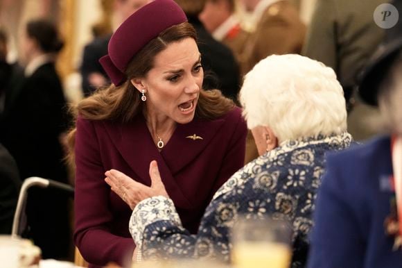 Catherine (Kate) Middleton, princesse de Galles, - Les membres de la famille royale britannique assistent à la célébration du 80ème anniversaire de la fin de la Seconde guerre mondiale (VE80 Tea Party) au palais de Buckingham, à Londres, au Royaume-Uni, le 5 mai 2025. © Jordan Pettitt/WPA-Pool/Bestimage