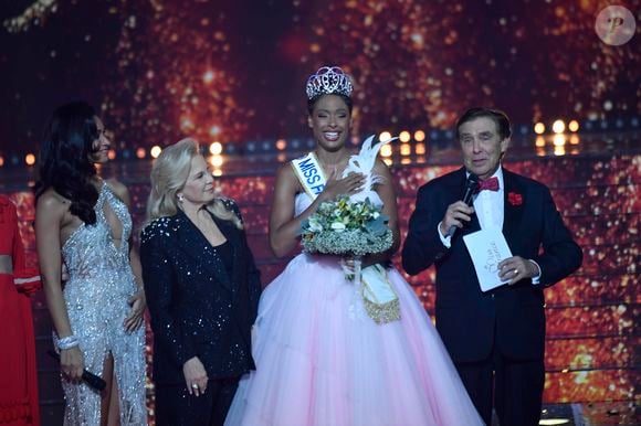 Miss France 2025, sur TF1           Crédits : Pierre Billard/sipa press via Bestimage