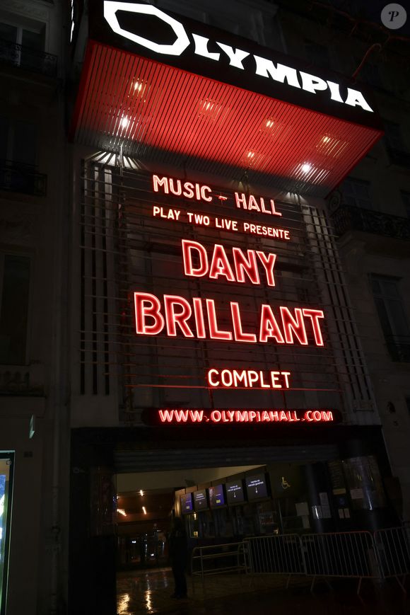 Exclusif - Dany Brillant - Célébrités au concert de Dany Brillant à l'Olympia à Paris le 15 février 2026. Après 3 ans d'absence en live Dany est à nouveau sur scène pour un show " BEST OF TOUR " de ses plus grands titres ! En passant du jazz de Saint-Germain, à la dolce vita de Rome sans oublier Cuba et sa salsa entêtante ! Un show explosif et unique a ne pas rater. Après son passage à la salle Pleyel à Paris (Complet), il était de nouveau en concert à Paris, le dimanche 15 février à l'Olympia (Complet). Actuellement en tournée en France. © Jack Tribeca/Bestimage