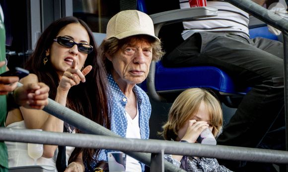 Mick Jagger, Melanie Hamrick et leur fils Deveraux lors des JO de Paris 
©Dana Press / Bestimage