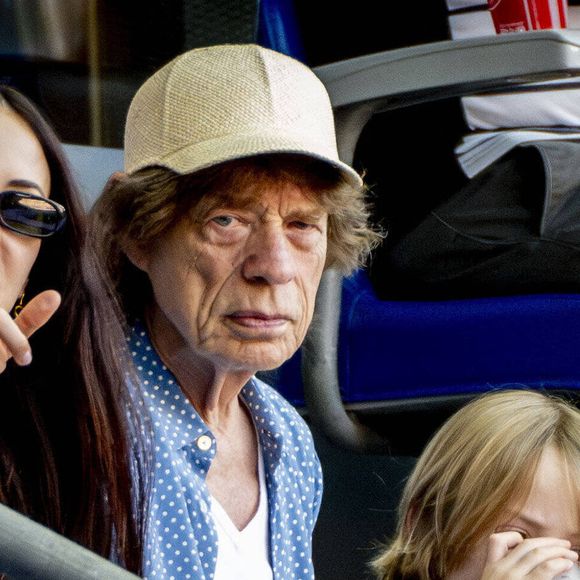 Mick Jagger, Melanie Hamrick et leur fils Deveraux lors des JO de Paris 
©Dana Press / Bestimage