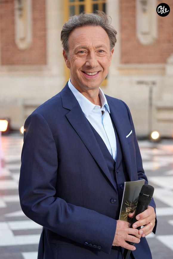 Stéphane Bern n'a pas caché son indignation.

Stéphane Bern lors de l'enregistrement de l'émission "Versailles en fêtes" diffusée le 5 septembre 2026 sur France 2, à Versailles, France, le 31 août 2026. © Anne-Sophie Guebey/Bestimage