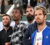 Gaël Monfils faisait partie d'une génération dorée pour le tennis français avec Gilles Simon, Richard Gasquet et Jo-Wilfried Tsonga.

Gilles Simon, Gaël Monfils, Benoît Paire et Richard Gasquet alors que Jo-Wilfried Tsonga reçoit le trophée de la FFT pour l'ensemble de sa carrière et fait ses Adieux après sa défaite lors des Internationaux de France de Tennis de Roland Garros 2022, le 24 Mai 2022.

© Bertrand Rindoff/Bestimage