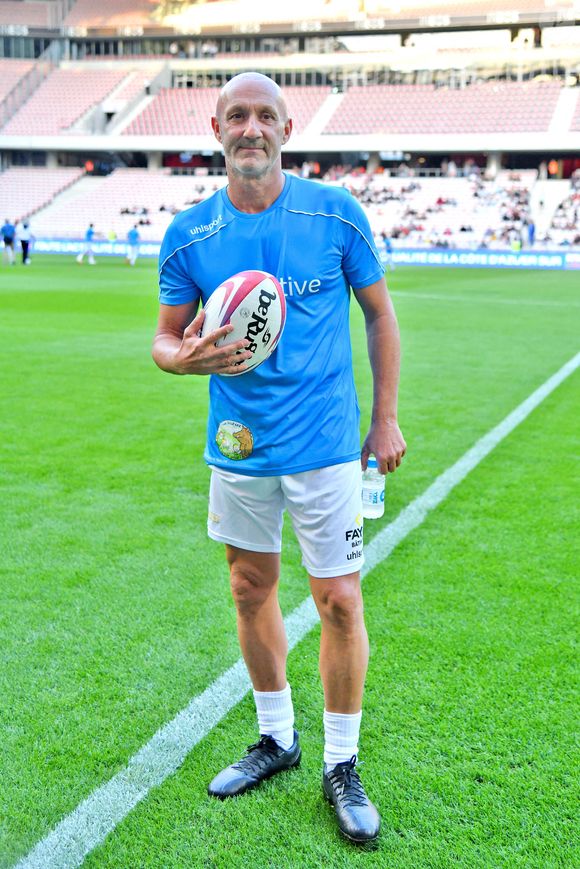 Fabien Barthez - Match des Légendes, la rencontre qui mêle le football et le rugby au profit de l'association de P. Olmeta (ancien gardien de but et co-fondateur de l'association), "Un sourire, un espoir pour la vie" s'est déroulé à Nice à l'Allianz Riviera, le 26 septembre 2022. © Bruno Bebert/Bestimage