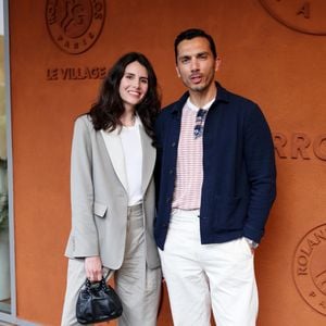 Louise Monot et son compagnon Samir Boitard au village lors des Internationaux de France de tennis de Roland Garros 2024, à Paris, France, le 4 juin 2024. © Jacovides-Moreau/Bestimage