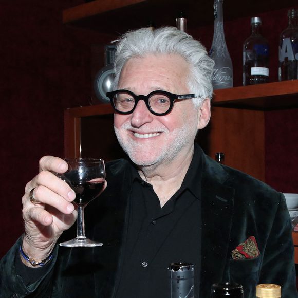 Exclusif - Gilbert Rozon (Producteur) - Célébrités au spectacle « Laurent Gerra se met à table ! », à savourer au Casino de Paris, à Paris, France, le 02 Janvier 2025. © Bertrand Rindoff/Bestimage