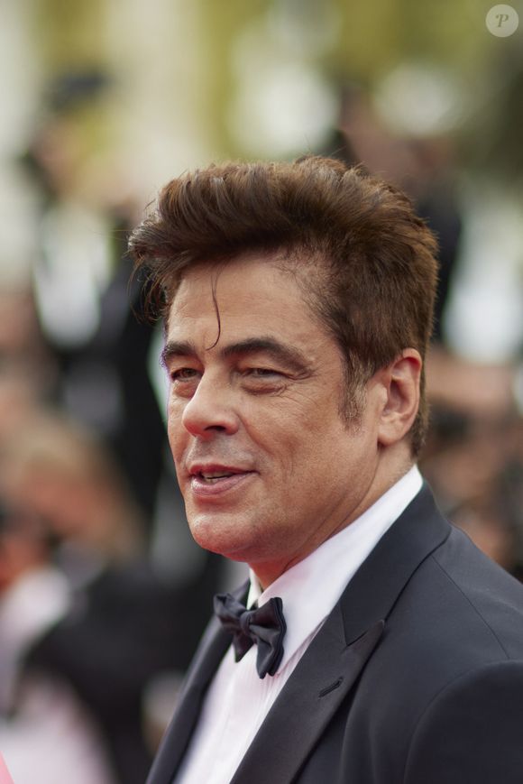 Benicio Del Toro - Montée des marches du film « The French Dispatch» lors du 74ème Festival International du Film de Cannes. Le 12 juillet 2021
© Borde-Jacovides-Moreau / Bestimage
