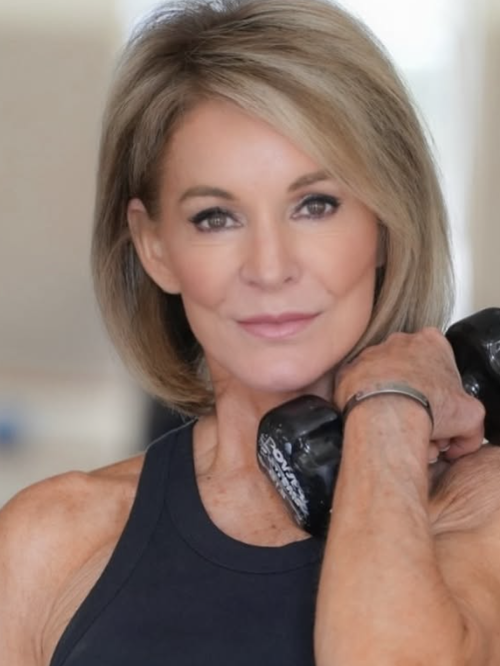 Liz Hilliard, 72 ans, coach sportive : "Voici les 6 exercices de musculation que je fais pour être en meilleure forme qu'à 40 ans"