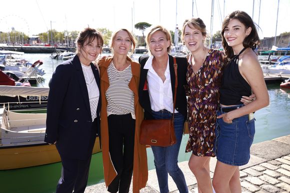 Cécilia Hornus, Elodie Varlet, Caroline Riou, Léa François, Eleonore Sarrazin
Le festival de fiction TV de La Rochelle samedi 17 septembre 2022. © Christophe Aubert via Bestimage