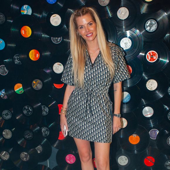 Exclusif - Jessica Thivenin lors de la soirée « Come Chill with Booba » au bar Le Tube à Dubaï le 21 octobre 2021.

© Nicolas Briquet / Bestimage