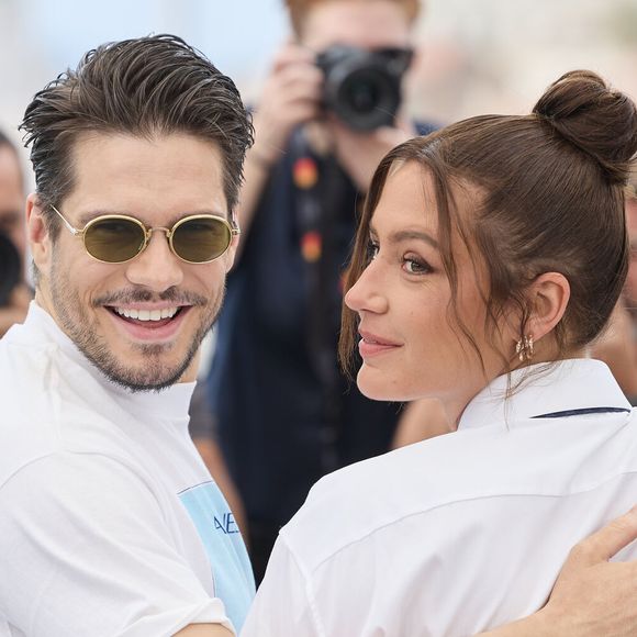Pour François Civil et Adèle Exarchopoulos, la réalité a rejoint la fiction
François Civil et Adèle Exarchopoulos - Photocall du film "L'Amour Ouf" (Beating Hearts / Compétition) lors du 77ème Festival International du Film de Cannes 
© Moreau / Jacovides / Bestimage