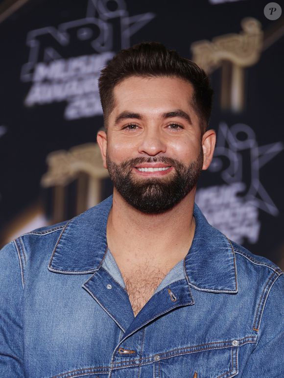 Kendji Girac - Photocall de la 26ème édition des NRJ Music Awards au palais des festivals de Cannes, le 1er novembre 2024. © Guignebourg-Bebert/Bestimage