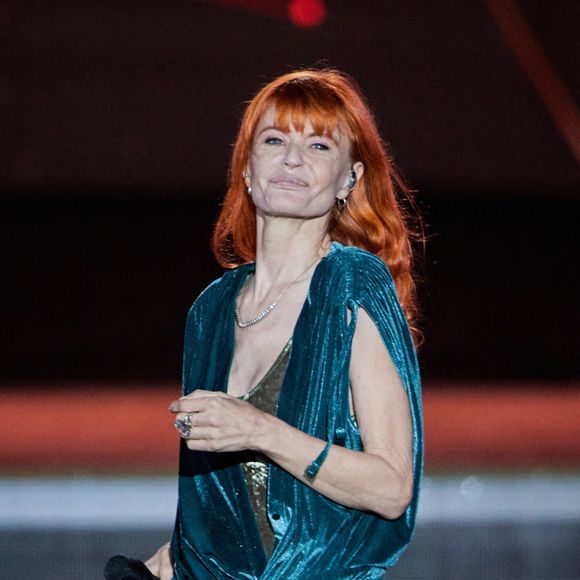 La musicienne a lourdement chuté sur scène devant les yeux de Christophe Willem, Hoshi et Loïc Nottet

Exclusif - Axelle Red - Enregistrement de l'émission "La fête de la Musique" à Reims, diffusée en direct le 21 juin à 21h10 sur France 2
© Cyril Moreau-Jack Tribeca / Bestimage