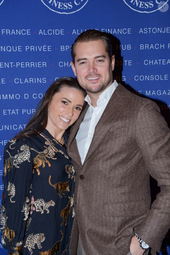 Côté perso : son premier anniversaire de mariage avec Victor approche !

Exclusif - Capucine Anav et son fiancé Victor Dumas - Déjeuner du Chinese Business Club à l'occasion de la Journée internationale des droits des femmes à l'hôtel intercontinental à Paris le 7 mars 2024. © Rachid Bellak/Bestimage
