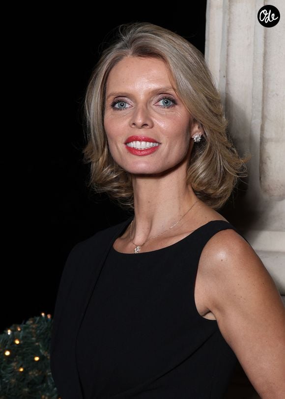 Exclusif - Exclusif. Sylvie Tellier lors du gala de charité "Make a Wish X The New Siècle" à l'Hôtel de Crillon à Paris, le 17 décembre 2025.

© Denis Guignebourg / Bestimage