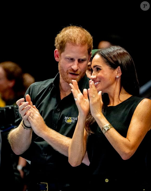 Le prince Harry et Meghan Markle assistent à la finale de basket en fauteuil roulant lors des Invictus Games, à Dusseldorf le 13 septembre 2023.

Photo : Dana Press / Bestimage