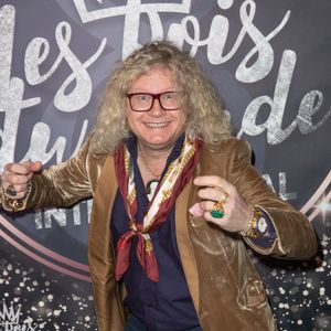 Organisée par Sotheby’s à Paris le 25 juin, la vente aux enchères réunissait plus de 300 lots retraçant l’épopée napoléonienne.

Exclusif - Pierre-Jean Chalençon - Photocall du 8ème gala de l'association "Les Rois du Monde" avec un plateau d'artistes et une vente aux enchères au profit des enfants défavorisés, orphelins et hospitalisés, suivi d'une soirée dansante à la Salle Wagram à Paris, le 2 mars 2020.  © Cyril Moreau-Rachid Bellak/Bestimage