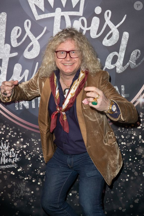 Organisée par Sotheby’s à Paris le 25 juin, la vente aux enchères réunissait plus de 300 lots retraçant l’épopée napoléonienne.

Exclusif - Pierre-Jean Chalençon - Photocall du 8ème gala de l'association "Les Rois du Monde" avec un plateau d'artistes et une vente aux enchères au profit des enfants défavorisés, orphelins et hospitalisés, suivi d'une soirée dansante à la Salle Wagram à Paris, le 2 mars 2020.  © Cyril Moreau-Rachid Bellak/Bestimage