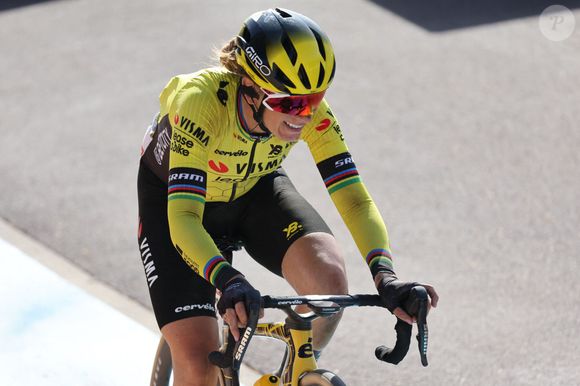 Pauline FERRAND-PREVOT vainqueure du Paris-Roubaix Femmes by Zwift, le 12 avril 2025 - photo Laurent Sanson / PsnewZ / Bestimage