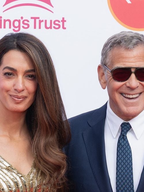 "Cela a beaucoup changé" : Amal Clooney évoque les conséquences de son mariage avec George Clooney sur sa vie professionnelle