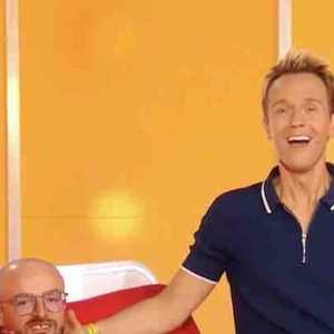 Vincent, champion de "Tout le monde veut prendre sa place" avec Cyril Féraud
Crédit : Tout le monde veut prendre sa place / France 2
