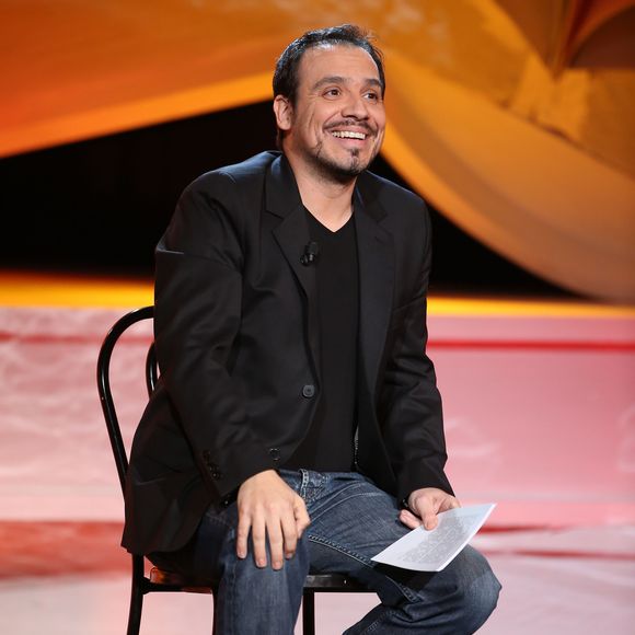 Alexandre Astier - Enregistrement de l'émission de Noel "La grande librairie" aux Folies Bergère à Paris le 18 novembre 2013. PIX4U / BESTIMAGE