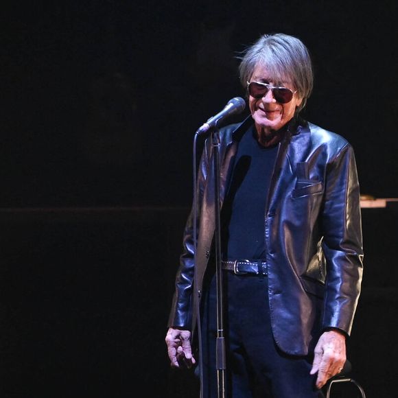Jacques Dutronc et Thomas Dutronc en showcase de leur tournée "Dutronc & Dutronc" au Centre Evénementiel de Courbevoie le 11 avril 2022. © Coadic Guirec/Bestimage